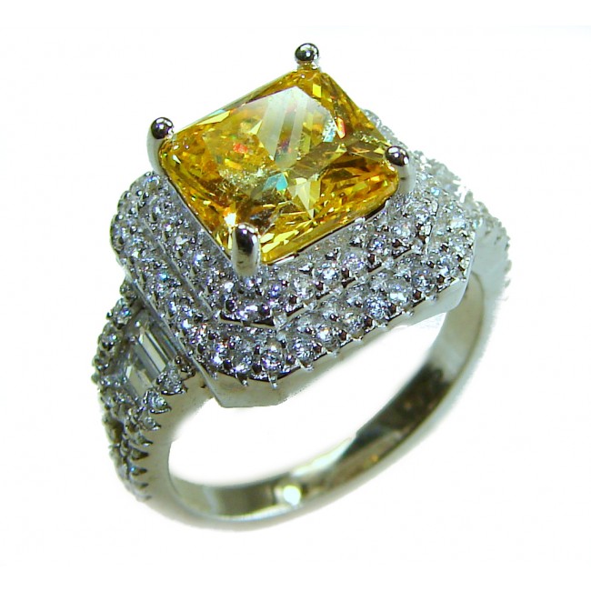 Splendid PRINCESS cut 7.2 carat yellow Sapphire .925 Sterling Silver brilliantly handcrafted ring s. 6
