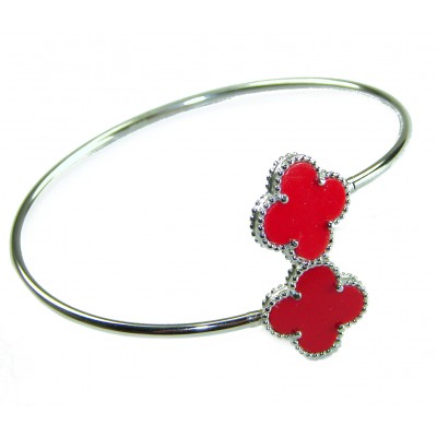 A Red four-leaf clover Coral .925 Sterling Silver handcrafted Bracelet