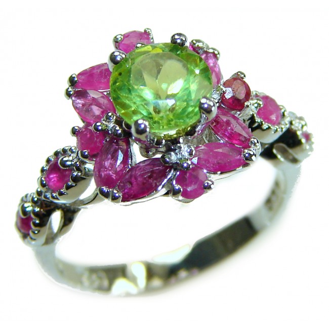 Alessia authentic 4.9 carat round cut Peridot .925 Sterling Silver handmade Ring s. 5