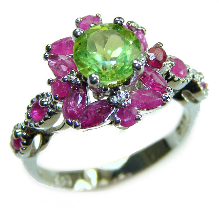 Alessia authentic 4.9 carat round cut Peridot .925 Sterling Silver handmade Ring s. 5