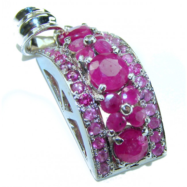Precious 18.2 carat uthentic Kashmir Ruby .925 Sterling Silver handmade Pendant