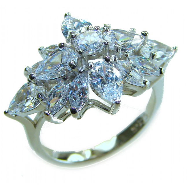 Luxurious 18.2 carat White Topaz .925 Sterling Silver handcrafted Ring s. 7 1/2