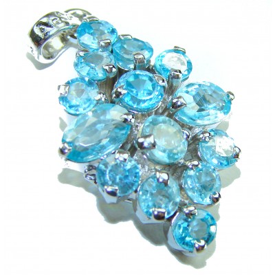 Blue Wonderland 9.5 carat Swiss Blue Topaz .925 Sterling Silver handcrafted Pendant