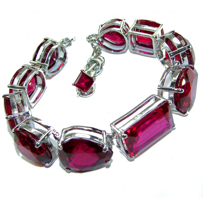 Tiffany - Magnificent 125.5 carat Red Garnet .925 Sterling Silver handcrafted Heavy Bracelet