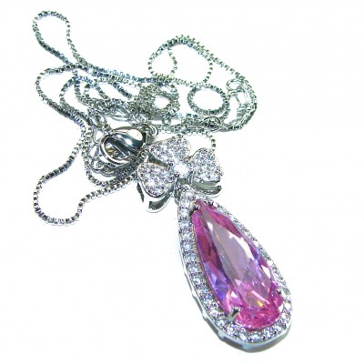 Rose des Vents 21.2 carat Pink Topaz .925 Sterling Silver handcrafted necklace