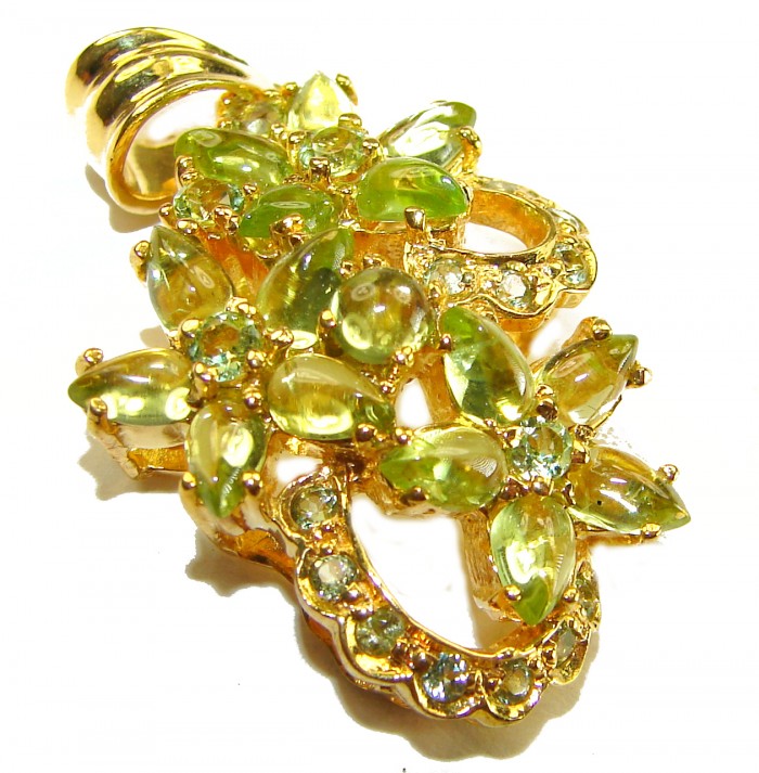 Alessia authentic 22.9 carat genuine Brazilian Peridot 14K Gold over .925 Sterling Silver handmade pendant
