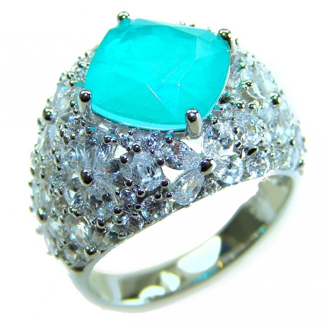 Vintage style - Timless Beauty 6.5 carat Emerald .925 Sterling Silver handcrafted Statement ring size 7 1/2