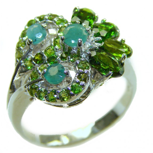 Luxurious 10.5 carat Emerald .925 Sterling Silver handcrafted Cocktail Ring s. 6