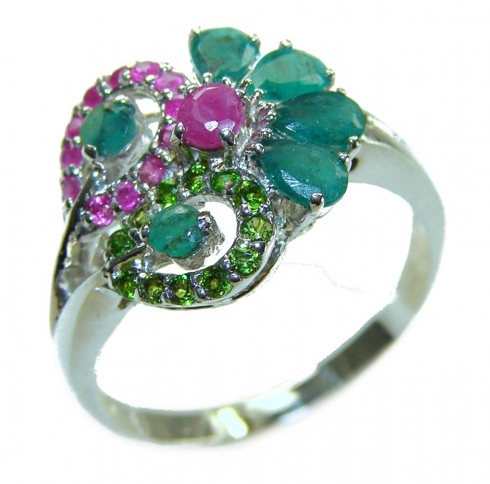 Luxurious 10.5 carat Emerald Ruby .925 Sterling Silver handcrafted Cocktail Ring s. 9