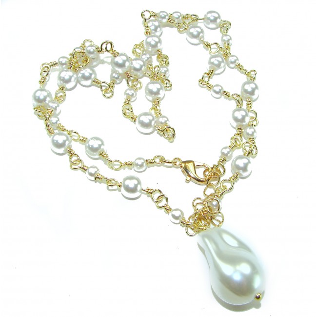 26 inches Outstanding Mother of pearl 14K Gold over .925 Sterling Silver handcrafted Statement necklace