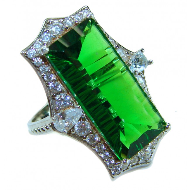 RARE FINDING! Authentic 28.9 carat volcanic Green Helenite .925 Sterling Silver HUGE ring s. 7