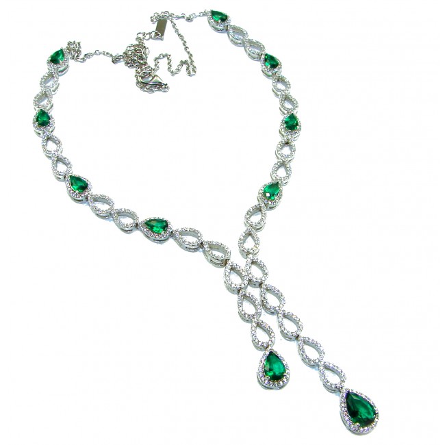 Vintage style - Timless Beauty 14.5 carat Colombian Emerald .925 Sterling Silver handcrafted Statement necklace