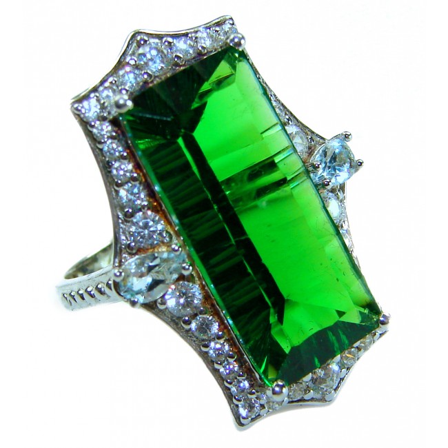 RARE FINDING! Authentic 28.9 carat volcanic Green Helenite .925 Sterling Silver HUGE ring s. 7