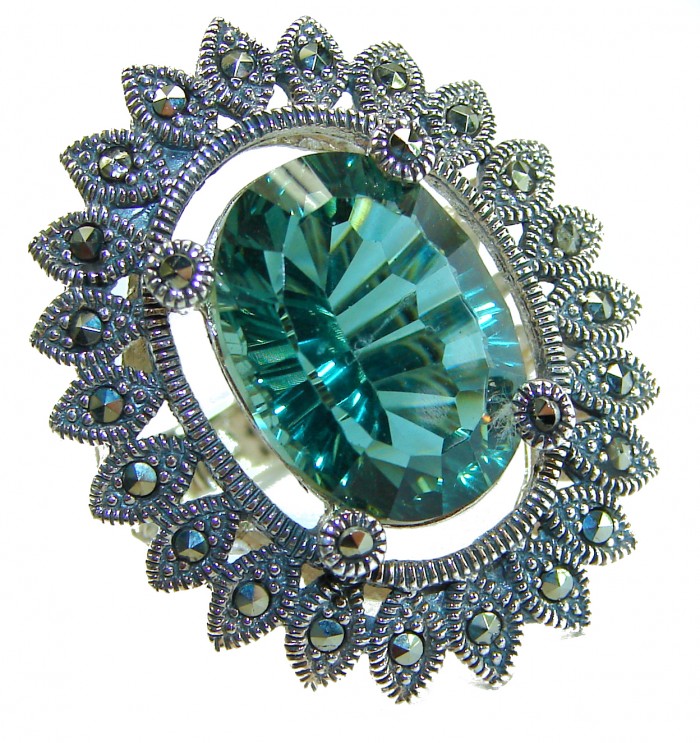 OUTSTANDING 10.5 carat Brazilian Apatite .925 Sterling Silver Perfectly handcrafted Ring s. 7 1/4