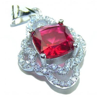 Marvelous Natural 5.8 carat Mozambique Garnet .925 Sterling Silver Handcrafted pendant