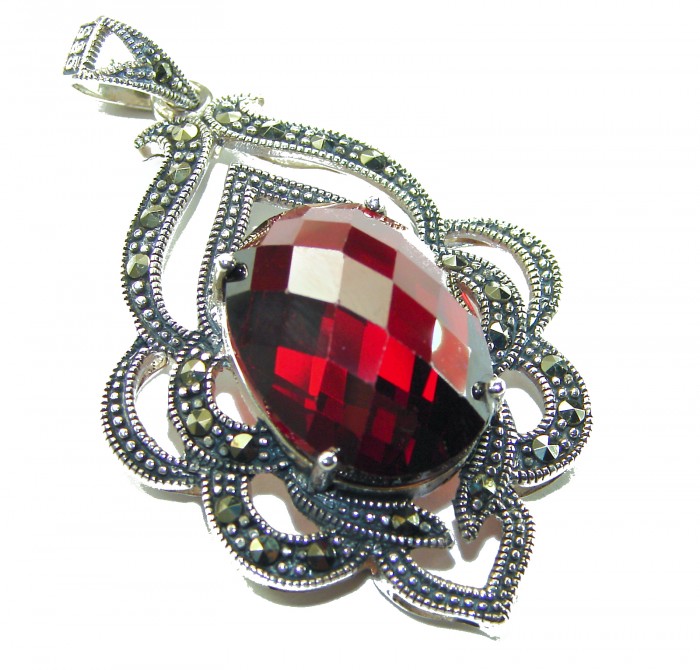Crimson Fire Authentic 12.4 carat Garnet .925 Sterling Silver brilliantly handcrafted pendant