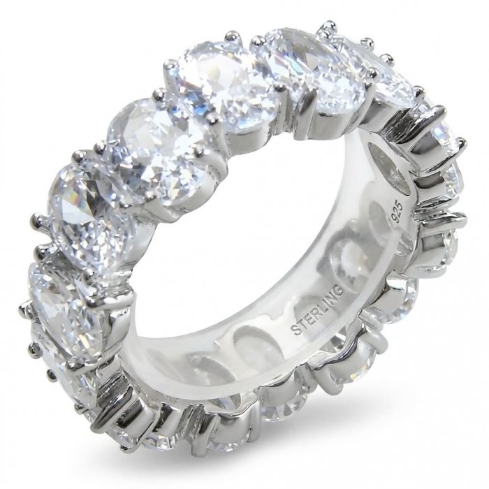 Luxurious 6.5 carat White Topaz .925 Sterling Silver infinity ring size 6 3/4 - video