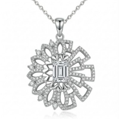 Classic Beauty 11.2 carat White Topaz highly polished 18K White Gold over .925 Sterling Silver Italy made necklace