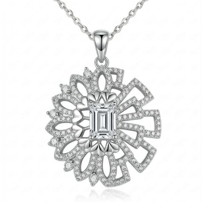 Classic Beauty 11.2 carat White Topaz highly polished 18K White Gold over .925 Sterling Silver Italy made necklace