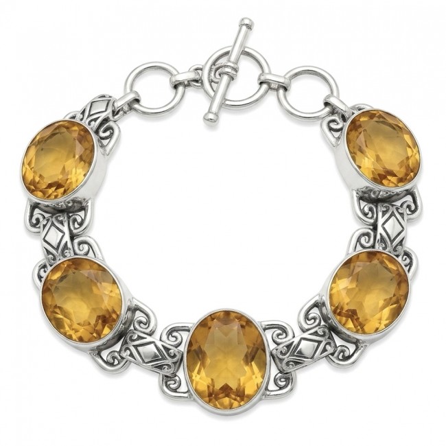 Spectacular oval cut 65.5 carat Lemon Quartz .925 Sterling Silver handcrafted bracelet