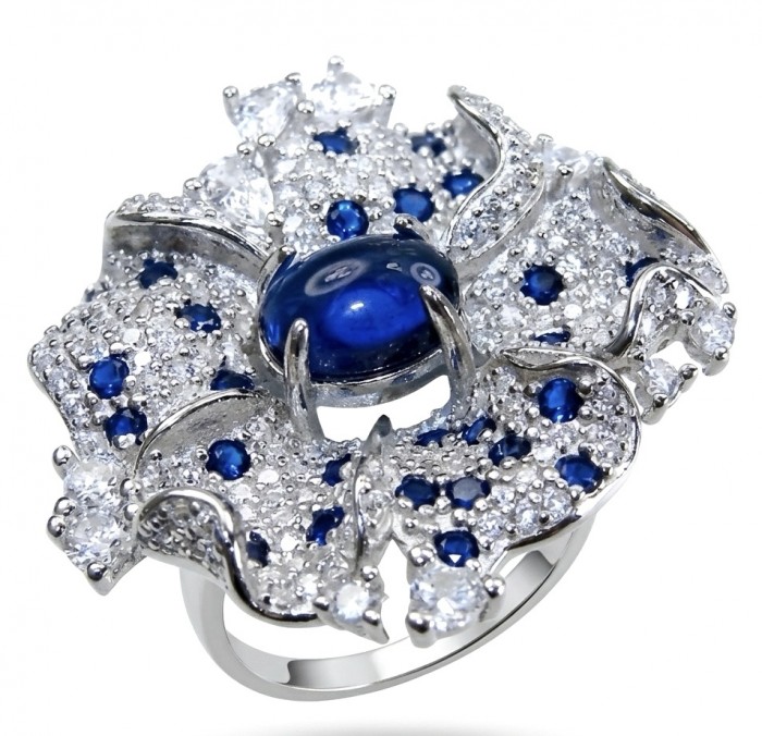 Blue Flower 12.2 carat natural Sapphire .925 Sterling Silver Perfectly handcrafted Ring s. 7 1/4