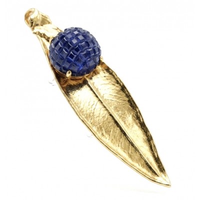Stylish REAL Leaf dipped in Real gold mystery setting 5.2 carat Sapphire .925 Sterling Silver Pendant