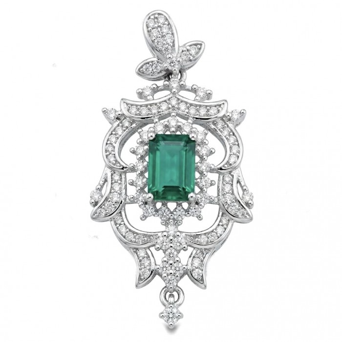 Luxurious victorian style 2.5 carat Emerald .925 Sterling Silver handmade Pendant
