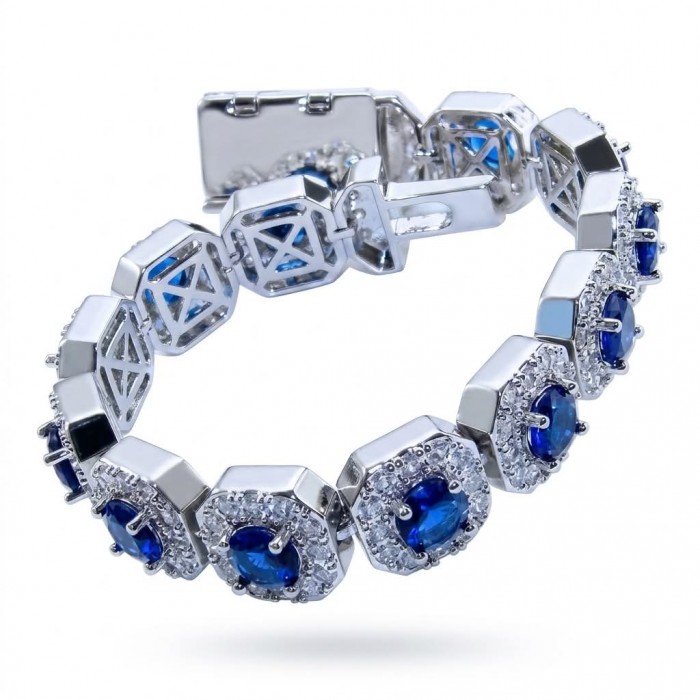 Beauty of Nature - natural 22.5 carat Sapphire .925 Sterling Silver handmade Statement Bracelet