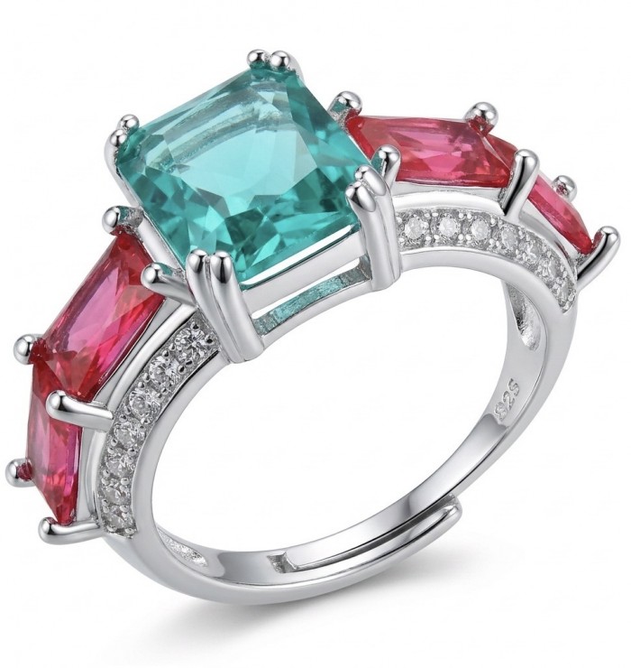 Authentic 6.7 carat Green Topaz .925 Sterling Silver Perfectly handcrafted Ring s. 8 adjustable