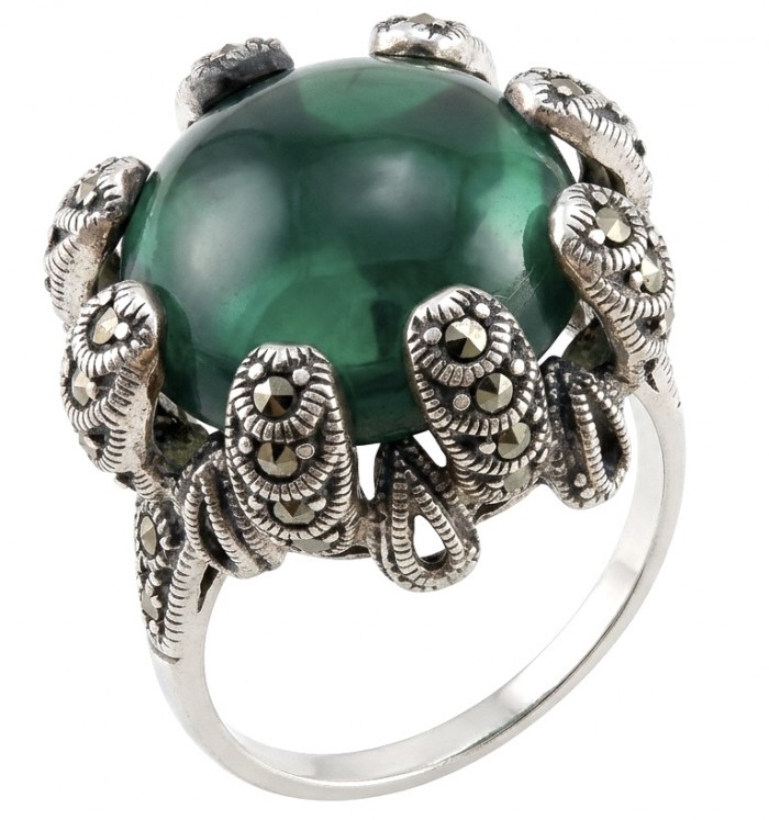 Amazonia - Spectacular 29.2 carat Travorite Garnet .925 Sterling Silver Ring size 7