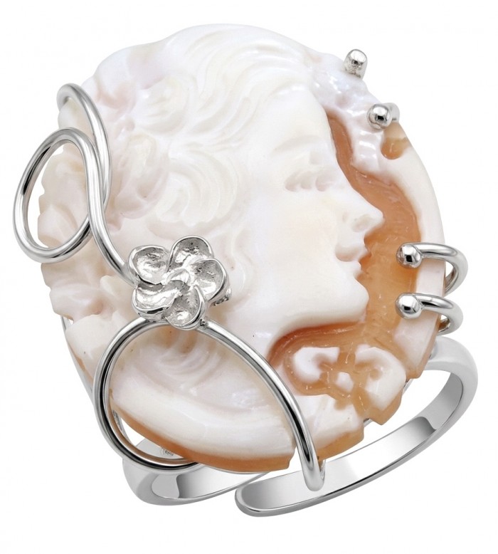 Exquisite oval Cameo real carved Ocean Shell .925 Sterling Silver handcrafted Made in Italy Statement ring; s. 7 ADJUSTABLE