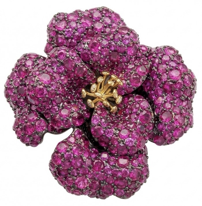 Black Label Collection - Retro Style - Rose Genuine 40.5 carat Ruby 2 tones .925 Sterling Silver dipped in black rhodium handmade Pendant - Brooch