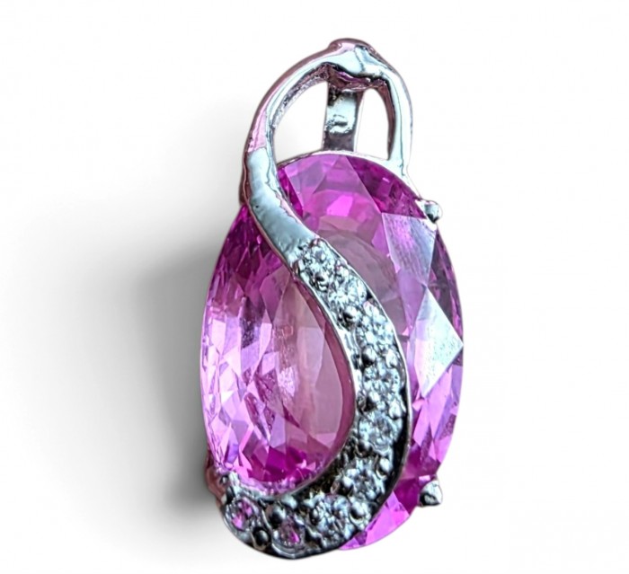 Incredible oval cut 17.8 carat Pink Sapphire .925 Sterling Silver handcrafted pendant