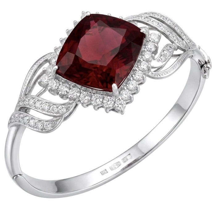Precious Genuine 32.7 carat Brazilian Garnet .925 Sterling Silver dipped rhodium handcrafted Bracelet