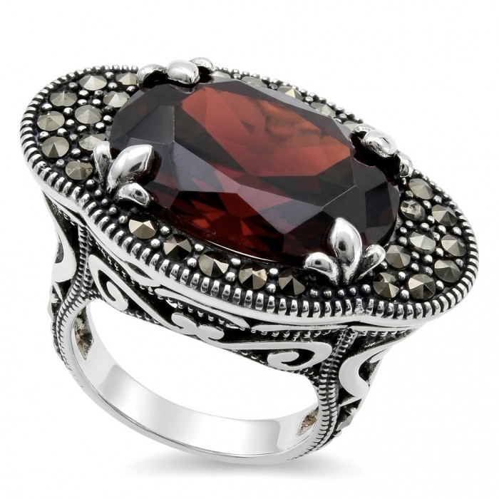 Vintage style Authentic 25.4 carat Garnet .925 Sterling Silver brilliantly handcrafted large Statement Ring size 7