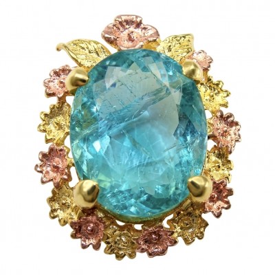 Luxurious 31.6 carat Apatite from Kenya 2 tones 18K Gold over .925 Sterling Silver handmade Pendant