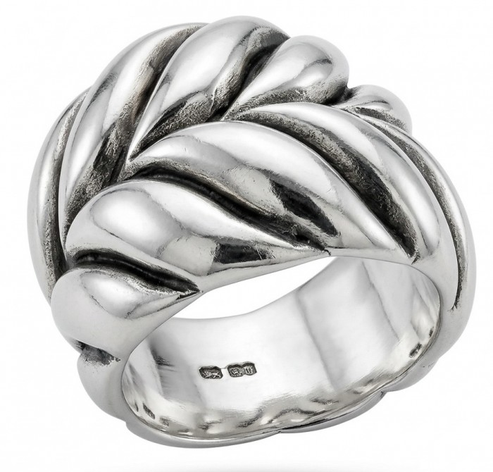 Mantra Solid Bali made .925 Sterling Silver ring size 7 1/2