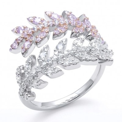 Precious 3.2 carat pave White Topaz 2 tones .925 Sterling Silver Handcrafted Cocktail Ring s. 7 1/2