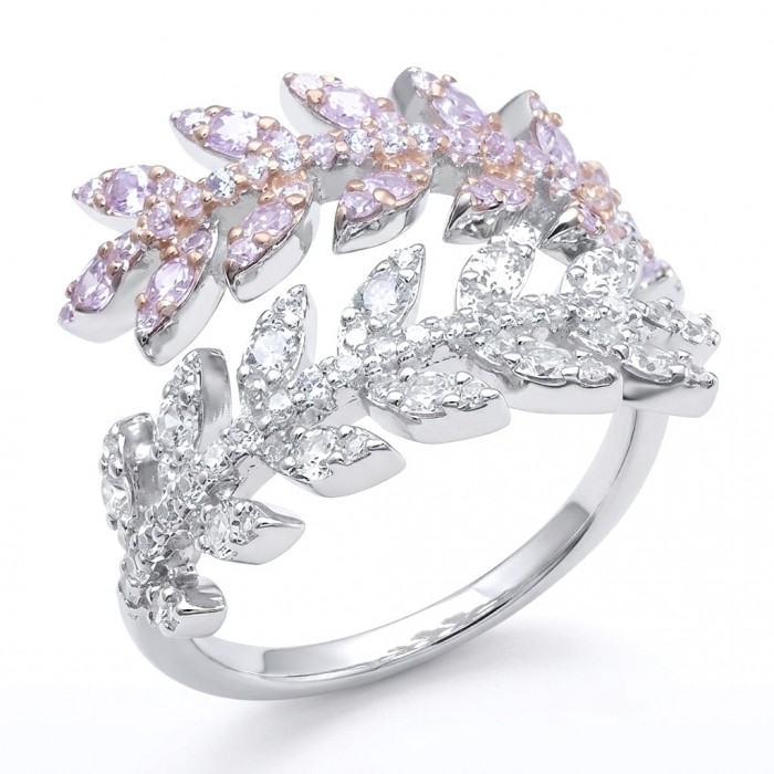 Precious 3.2 carat pave White Topaz 2 tones .925 Sterling Silver Handcrafted Cocktail Ring s. 7 1/2