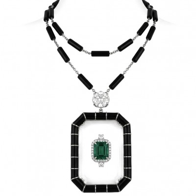 Art Deco - 10.4 carat Emerald Onyx rhodium over .925 Sterling Silver handmade Statement necklace; 32 inches long