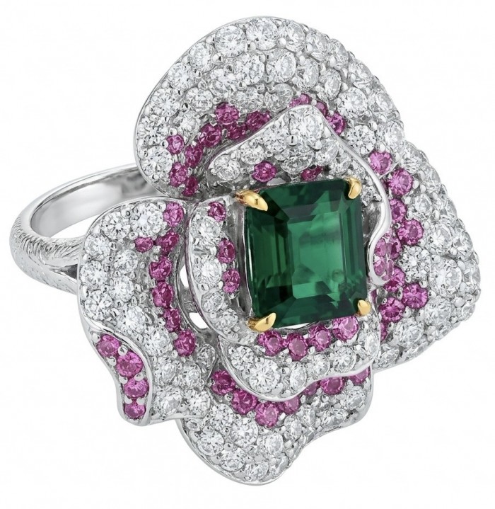 Rose Authentic 4.8 carat Emerald 1.9 carat pave Kasmir Ruby .925 Sterling Silver brilliantly dipped in rhodium 2 tones handcrafted Statement ring; s. 6