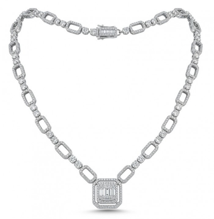 Art Deco - Luxurious natural 18.5 carat White Topaz .925 Sterling Silver Perfectly handcrafted Necklace