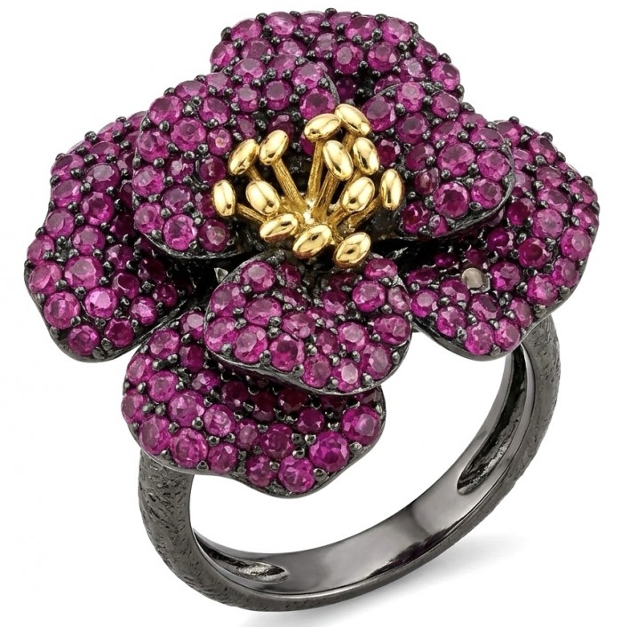 Rose Authentic 7.9 carat pave Kasmir Ruby .925 Sterling Silver brilliantly dipped in black rhodium 2 tones handcrafted Statement ring; s. 6 1/4
