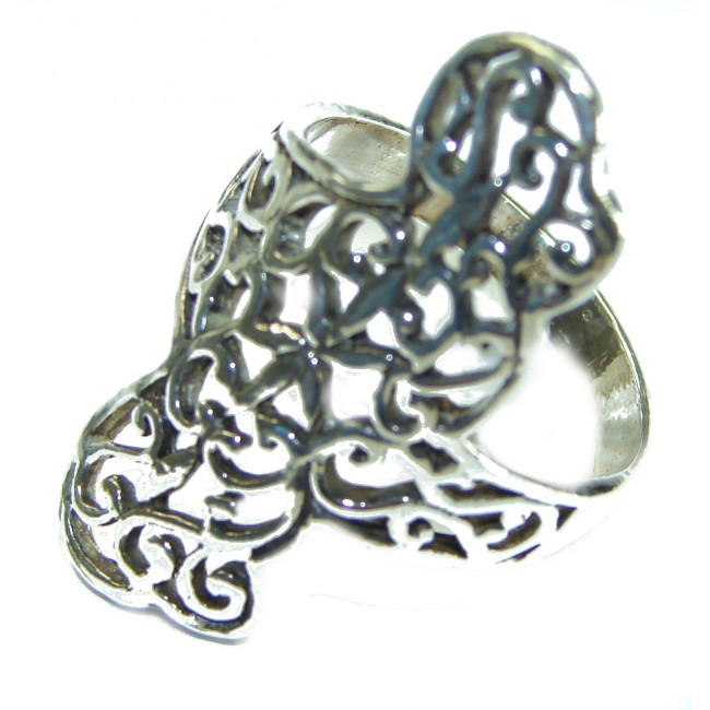Bali made .925 Sterling Silver ring size 8 1/2