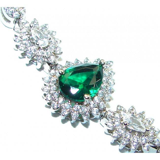 Timless Treasure 4.5 carat Emerald .925 Sterling Silver handcrafted Bracelet - photo 1