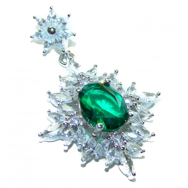 Luxurious 4.9 carat Emerald .925 Sterling Silver handcrafted handcrafted pendant - photo 1