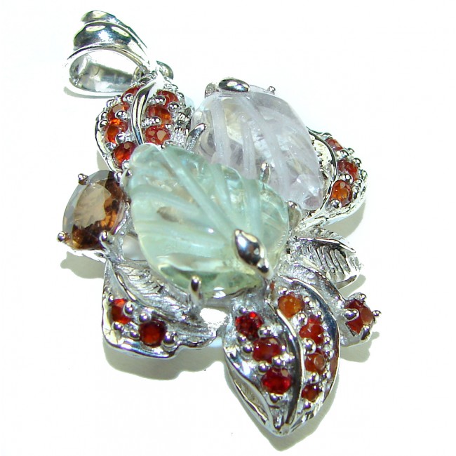 Natural 18.5 carat carved Green Amethyst .925 Sterling Silver handcrafted Pendant - photo 3