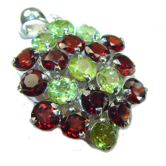 Precious Flower Genuine 17.2 carat Peridot Garnet .925 Sterling Silver handmade Pendant - photo 3