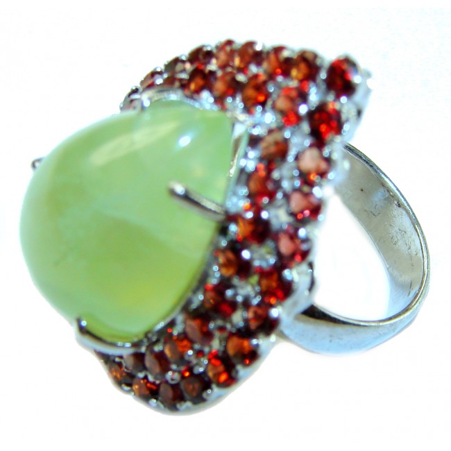 Outstanding LARGE 22.5 carat Natural Prehnite .925 Sterling Silver handmade ring s. 8