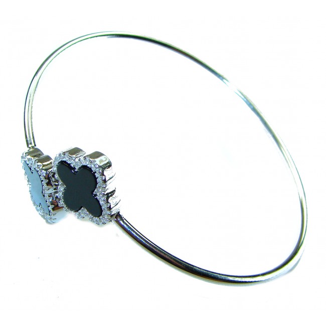 A black four-leaf clover Onyx .925 Sterling Silver handcrafted Bracelet